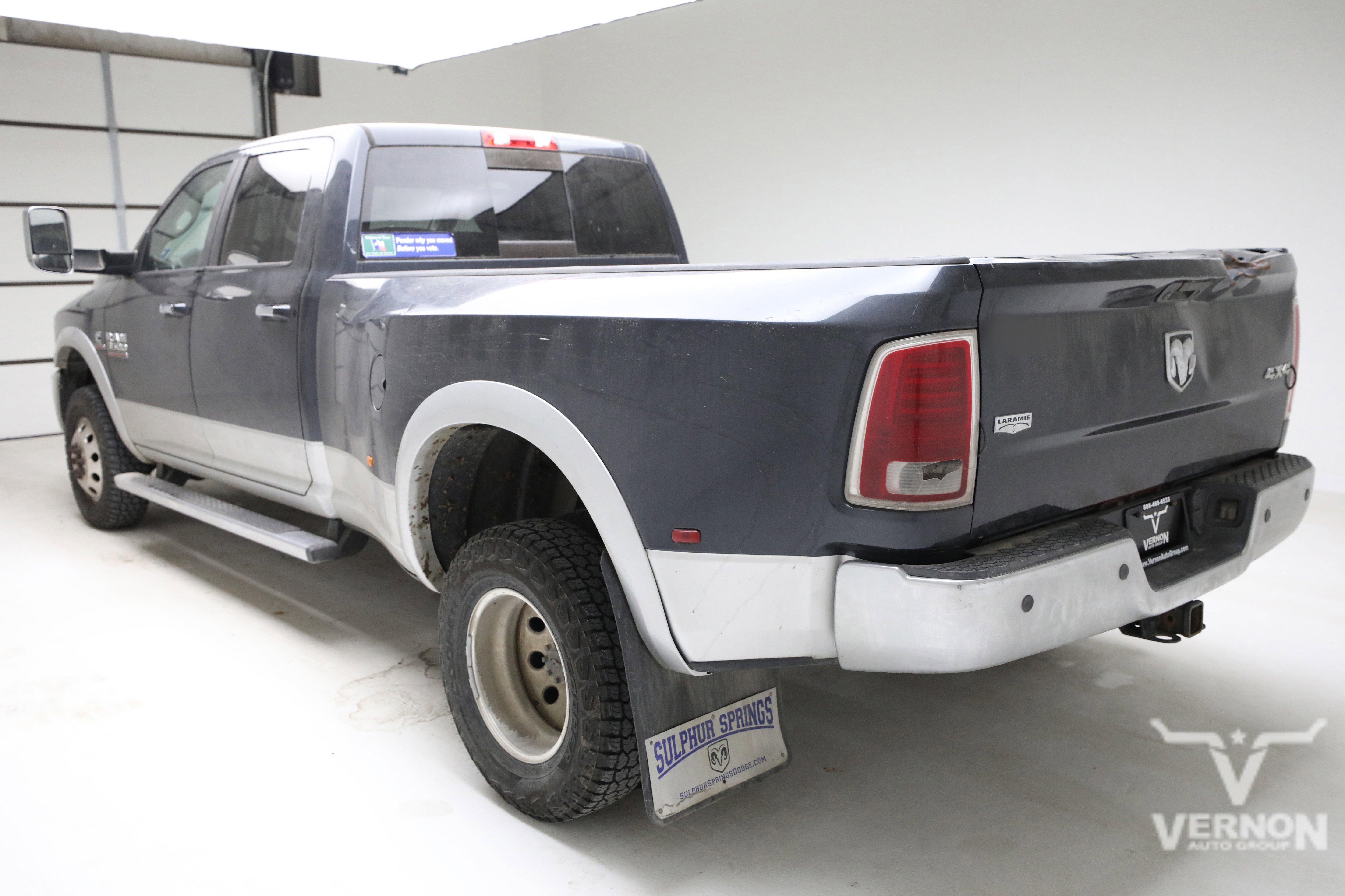 Used 2015 RAM 3500 Laramie w/ Convenience Group image 3