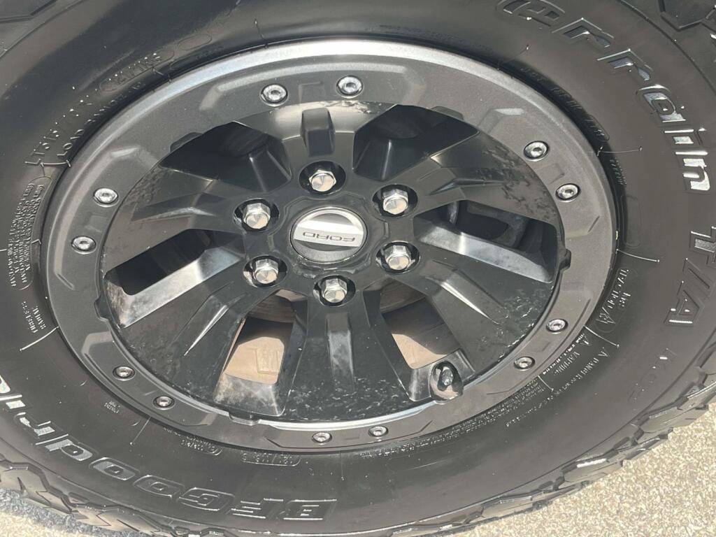 Used 2017 Ford F150 Raptor w/ Equipment Group 802A Luxury AWD/4WD image 14