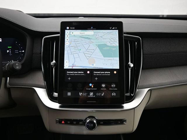 New 2026 Volvo XC90 T8 Ultra w/ Protection Package Premier image 13