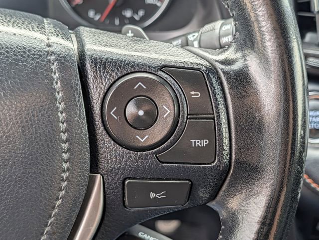Used 2018 Toyota RAV4 SE w/ Power Extra Value Package AWD/4WD image 18