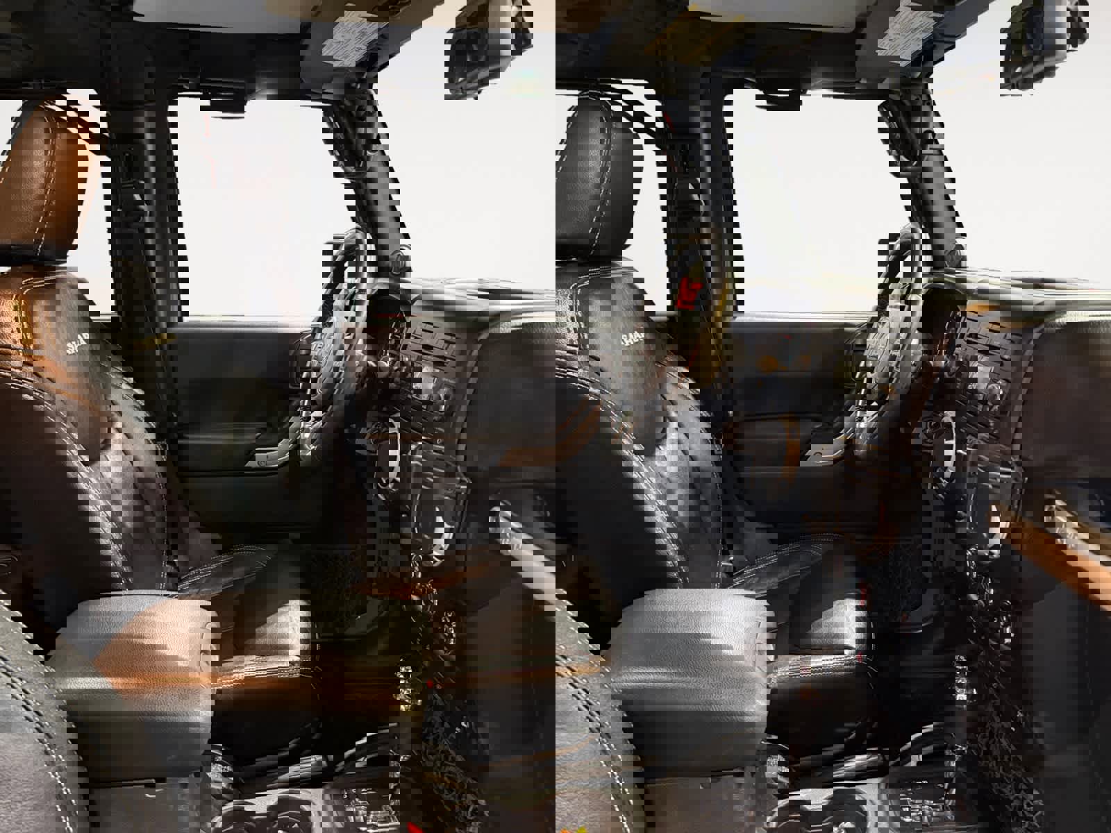 Used 2014 Jeep Wrangler Unlimited Sahara image 17