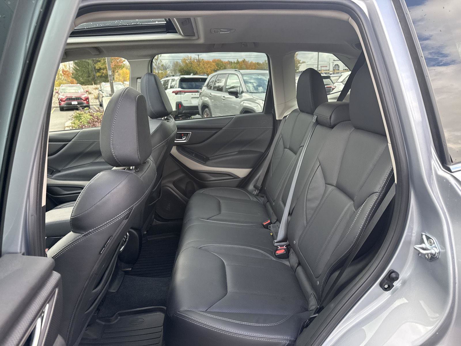 Used 2024 Subaru Forester Limited AWD/4WD image 11