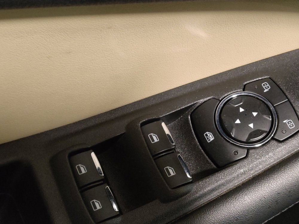 Used 2024 Ford Edge SEL image 27