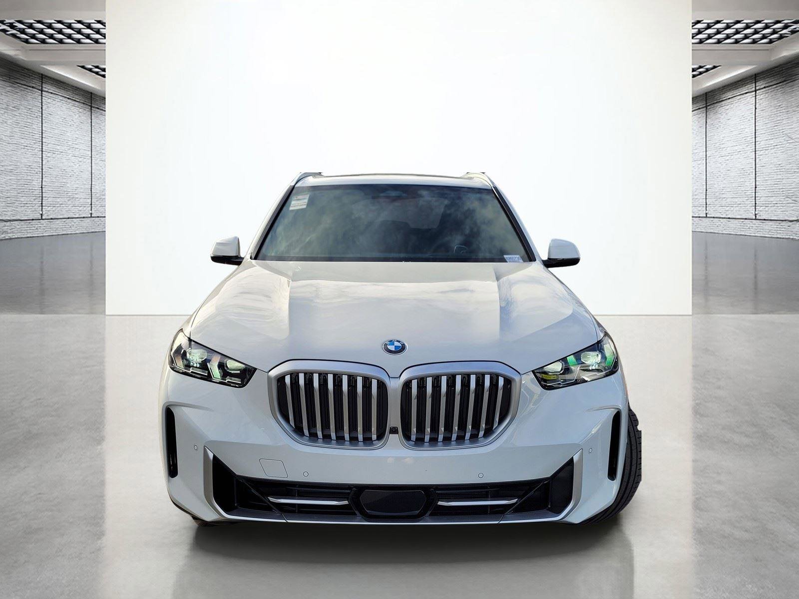 New 2026 BMW X5 xDrive40i w/ Premium Package AWD/4WD image 3
