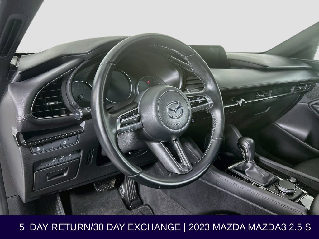 Used 2023 MAZDA MAZDA3 s FWD image 11