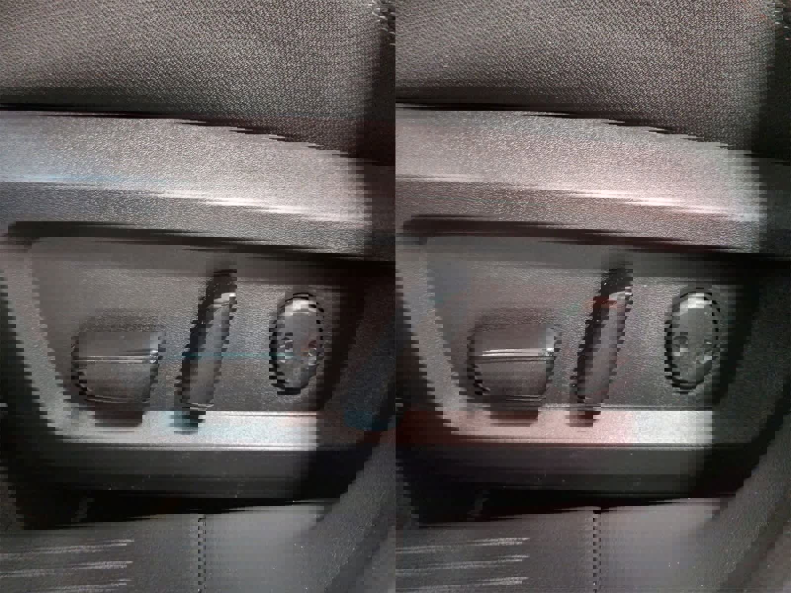 Used 2025 Nissan Rogue SV image 18