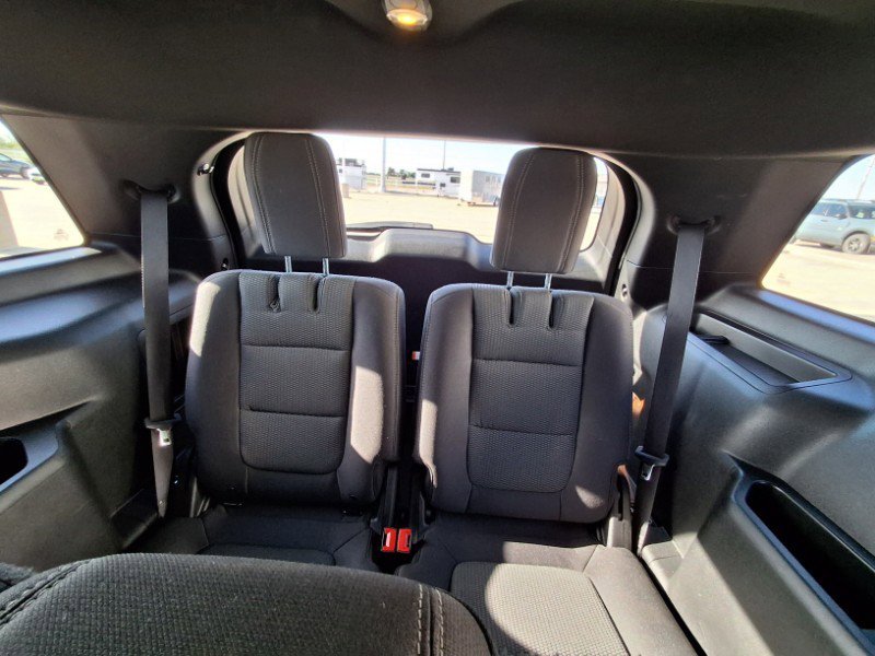 Used 2017 Ford Explorer XLT AWD/4WD image 17