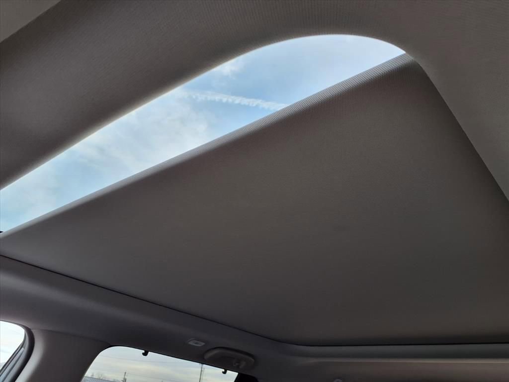 New 2026 Honda Pilot Touring image 23