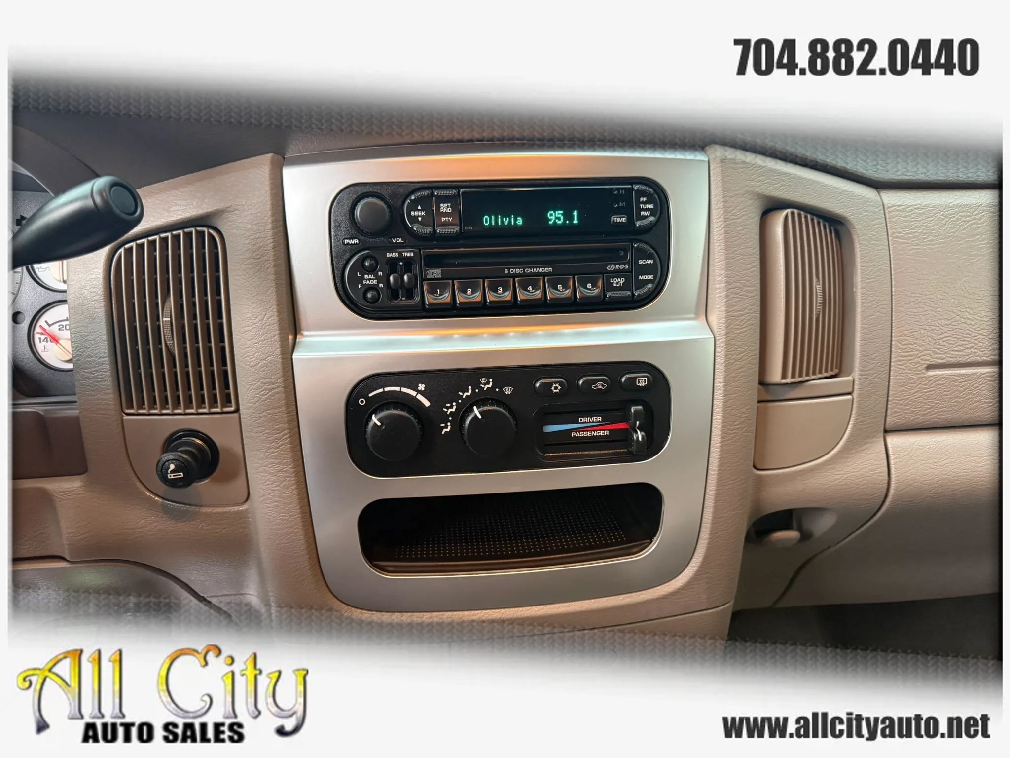 Used 2004 Dodge Ram 3500 Truck SLT w/ Trailer Tow Group RWD image 33