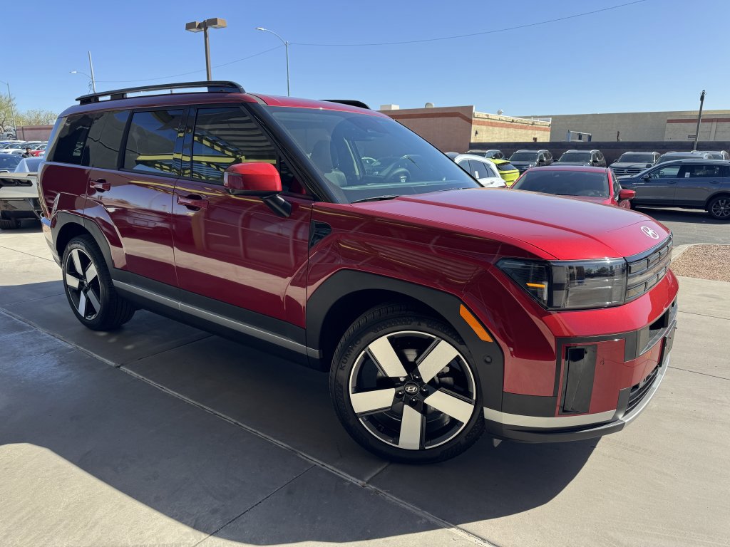 Used 2024 Hyundai Santa Fe Limited image 6