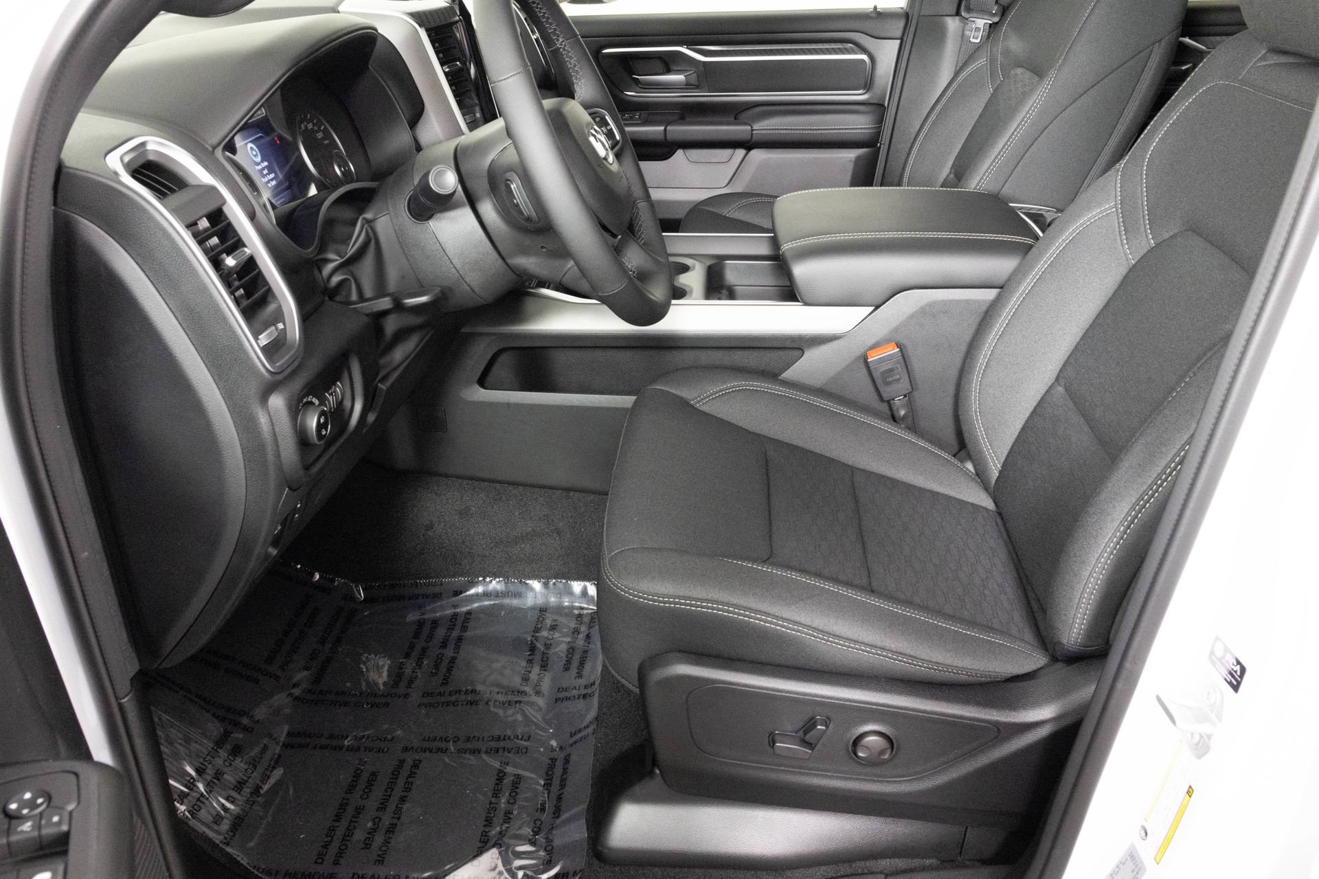 New 2026 RAM 1500 Lone Star AWD/4WD image 16
