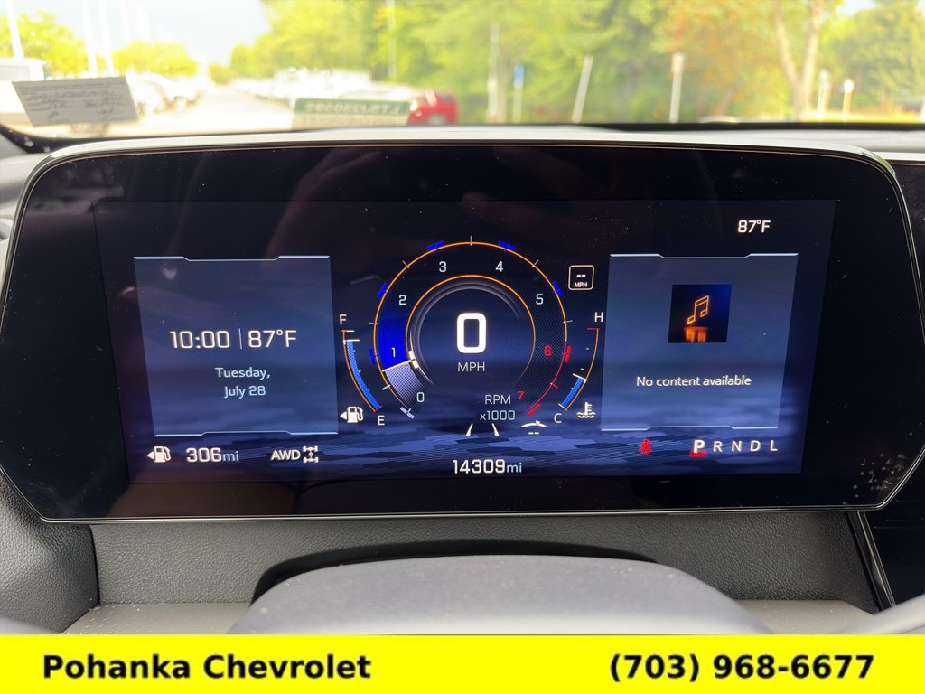 Certified 2025 Chevrolet Traverse LT w/ Driver Confidence Package AWD/4WD image 9