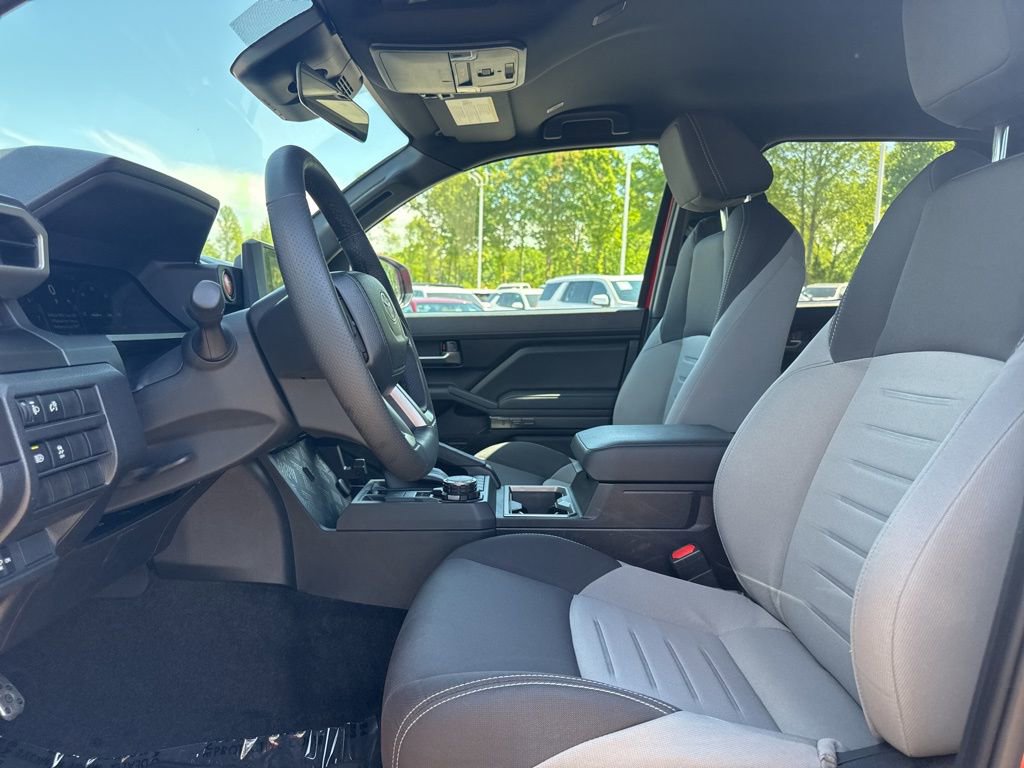 Used 2025 Toyota Tacoma TRD Sport image 9