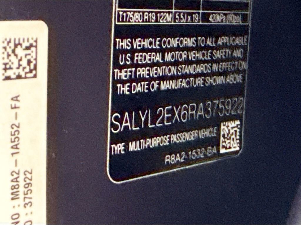 Used 2024 Land Rover Range Rover Velar Dynamic SE image 27