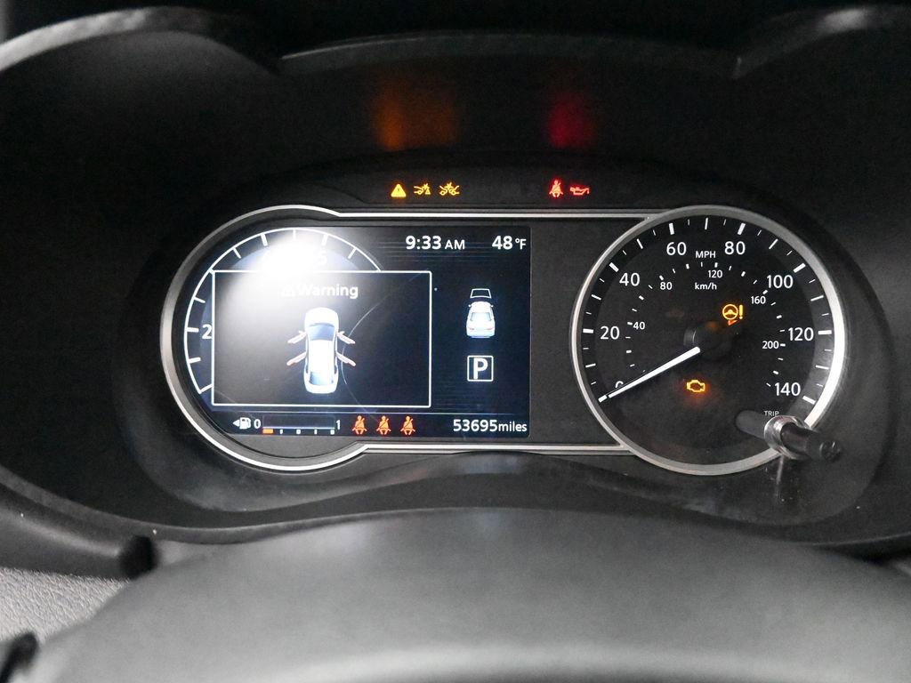 Used 2023 Nissan Versa SR w/ Trunk Package FWD image 34