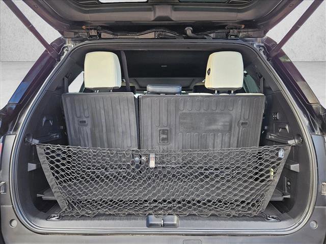 Used 2023 Toyota Sequoia Capstone image 7