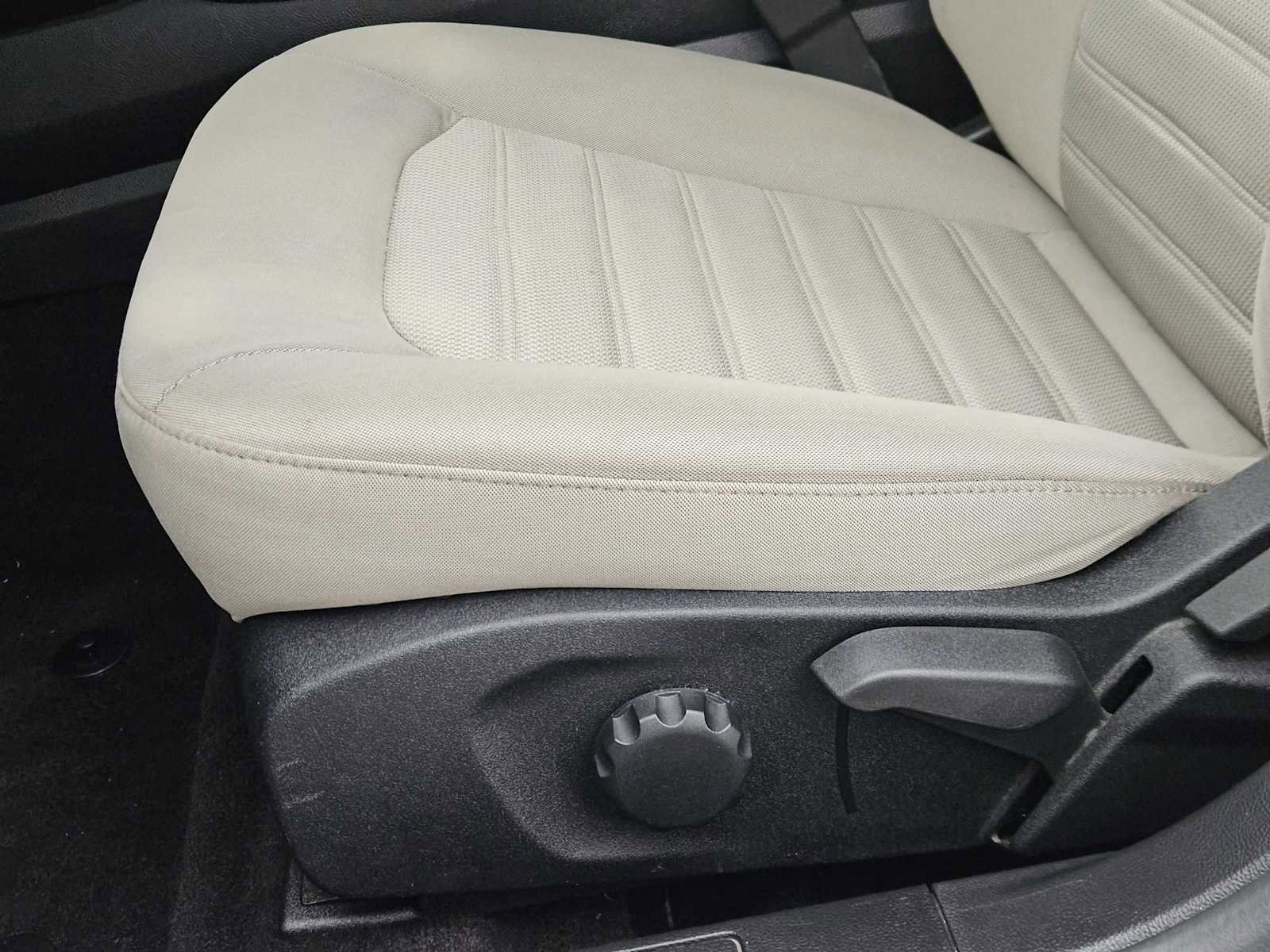 Used 2020 Ford Fusion S image 22