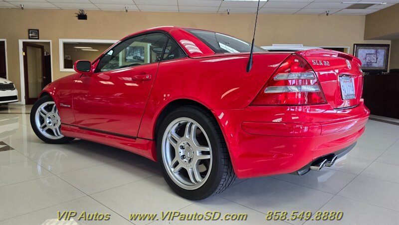 Used 2003 Mercedes-Benz SLK 32 AMG image 3