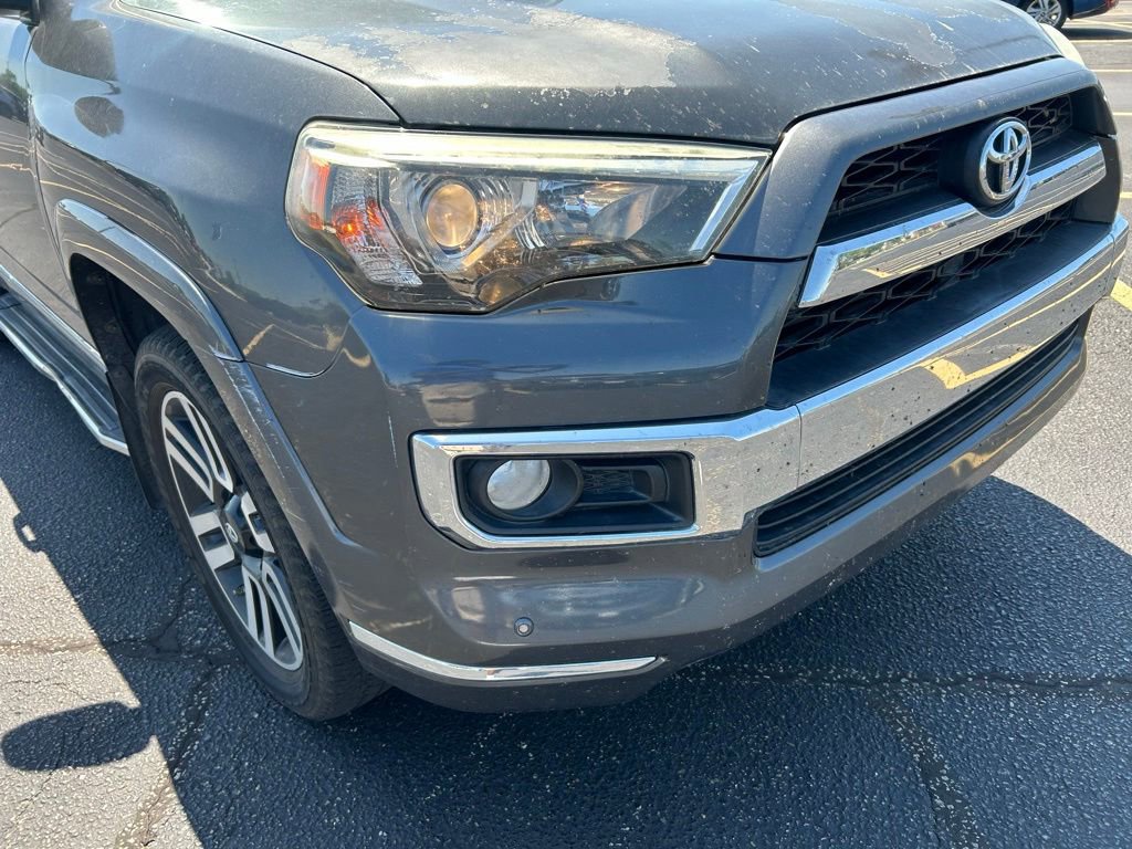 Used 2016 Toyota 4Runner Limited AWD/4WD image 3