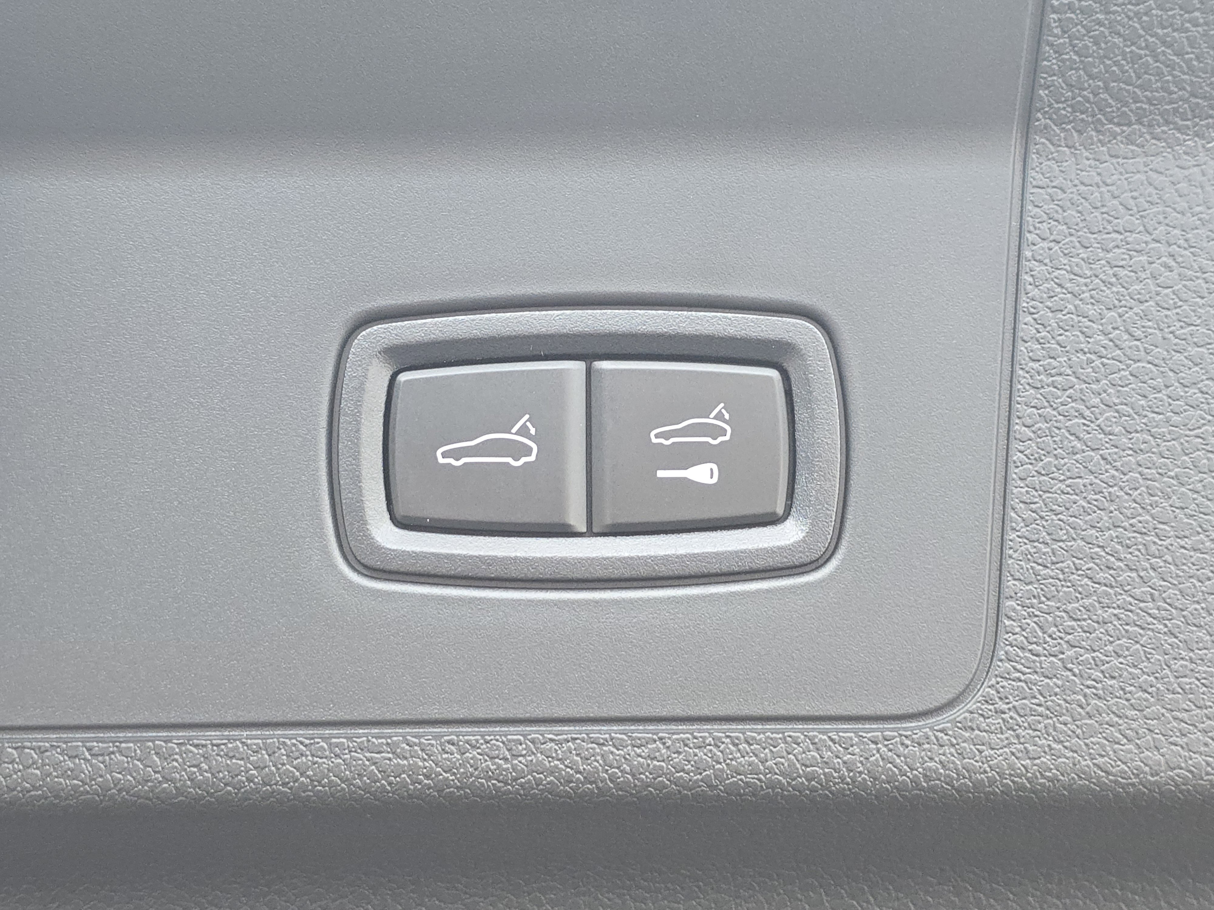 New 2026 Porsche Panamera 4 image 16