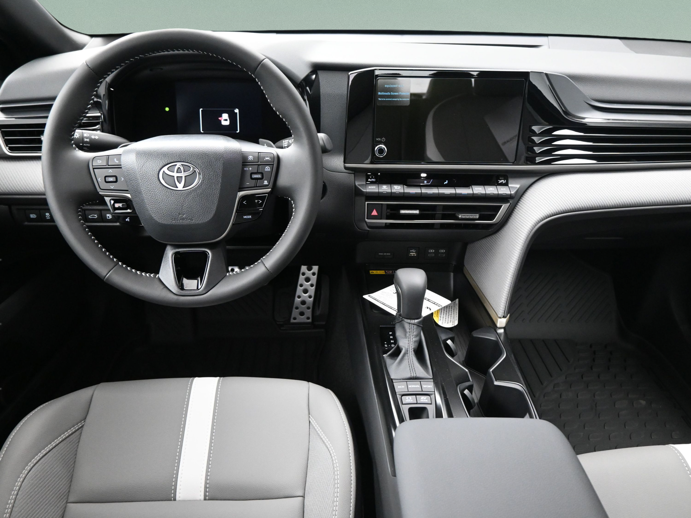 New 2026 Toyota Camry SE FWD image 29