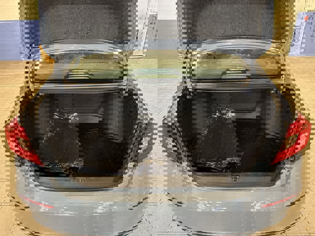 Used 2022 Honda Accord Sport image 11