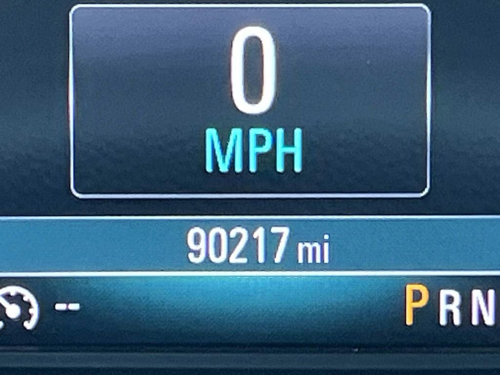 Used 2020 Buick Envision Essence w/ Experience Buick Package image 37