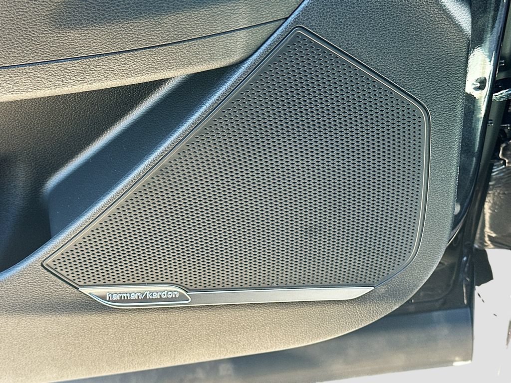 New 2026 Kia Sportage SX FWD image 19