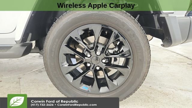 Used 2022 Jeep Wrangler Unlimited Sahara w/ Cold Weather Group image 10