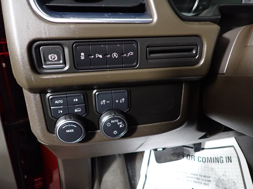 Used 2021 Chevrolet Suburban LT AWD/4WD image 28