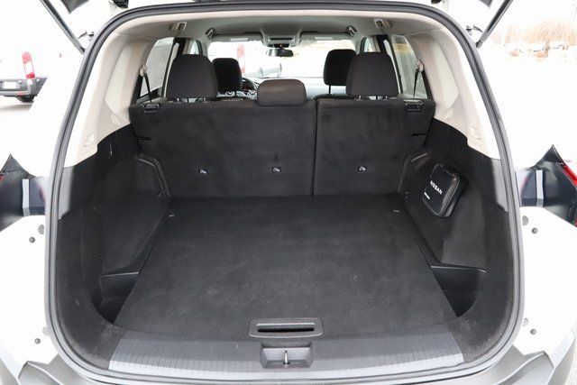 Used 2023 Nissan Rogue S image 8