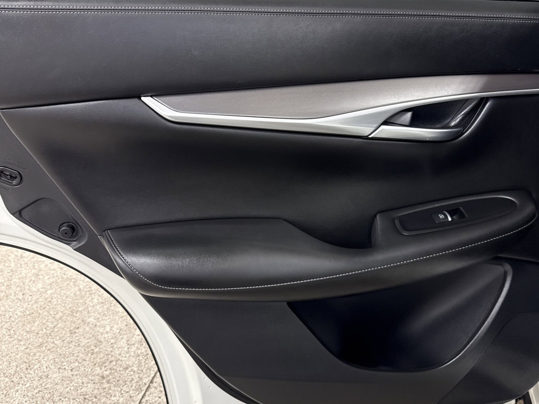 Used 2022 INFINITI QX50 Luxe w/ Appearance Package image 14