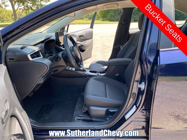 Used 2025 Toyota Corolla LE FWD image 14