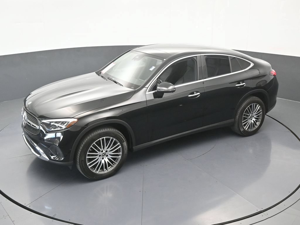 Used 2025 Mercedes-Benz GLC 300 4MATIC image 49