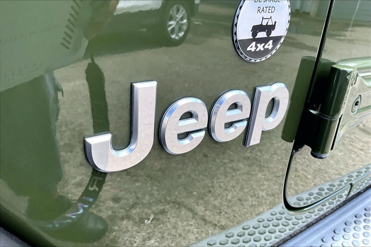 Used 2021 Jeep Wrangler Sport AWD/4WD image 31