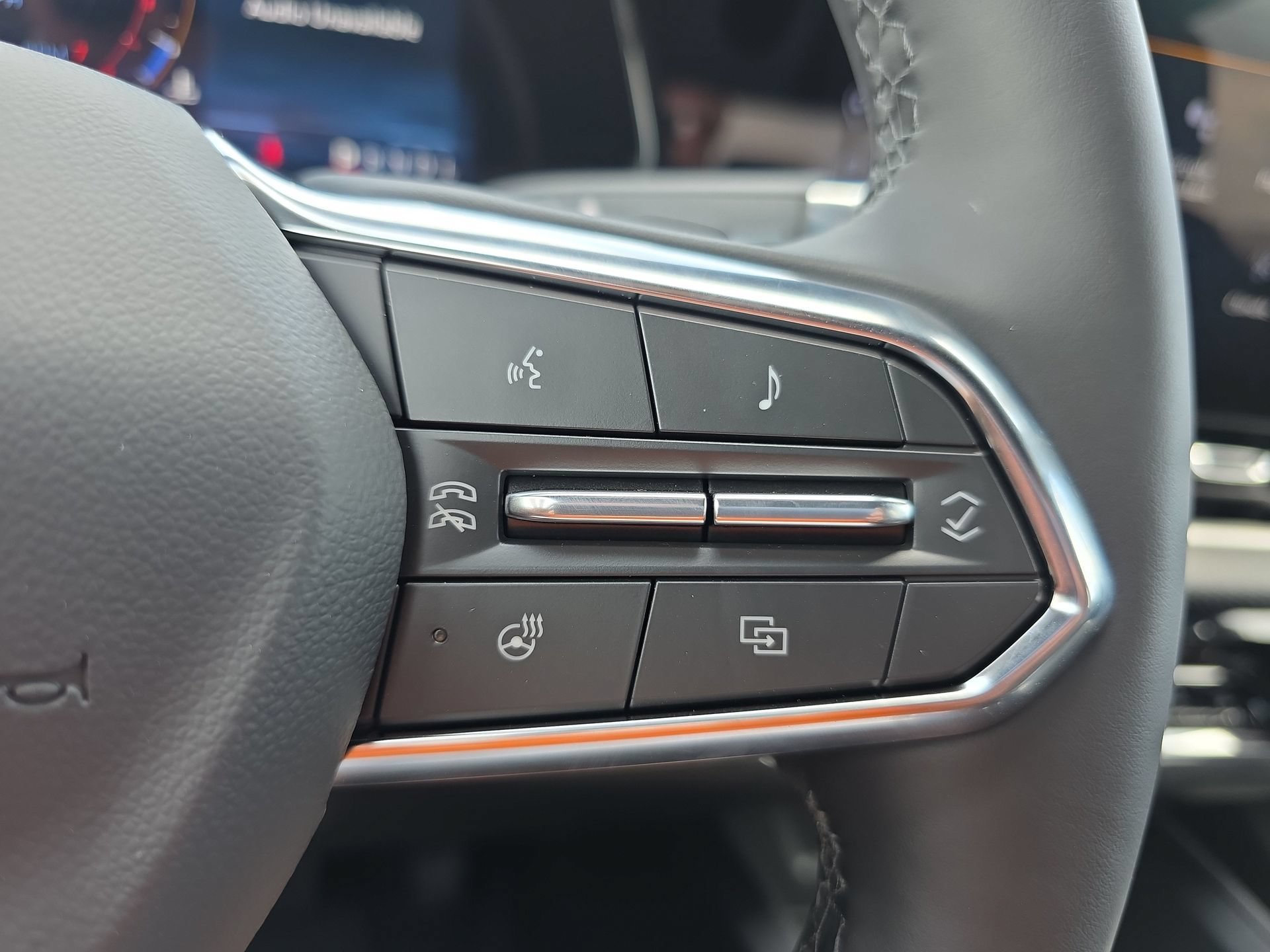 New 2026 Chevrolet Equinox LT w/ Convenience Package II FWD image 20
