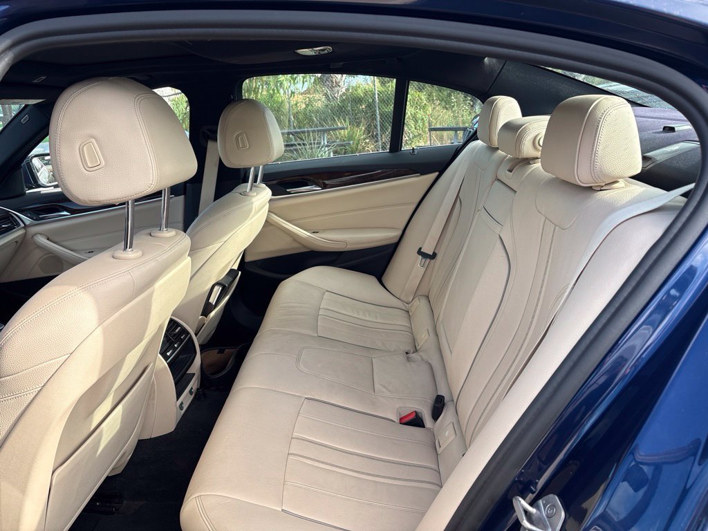 Used 2017 BMW 530i RWD image 13