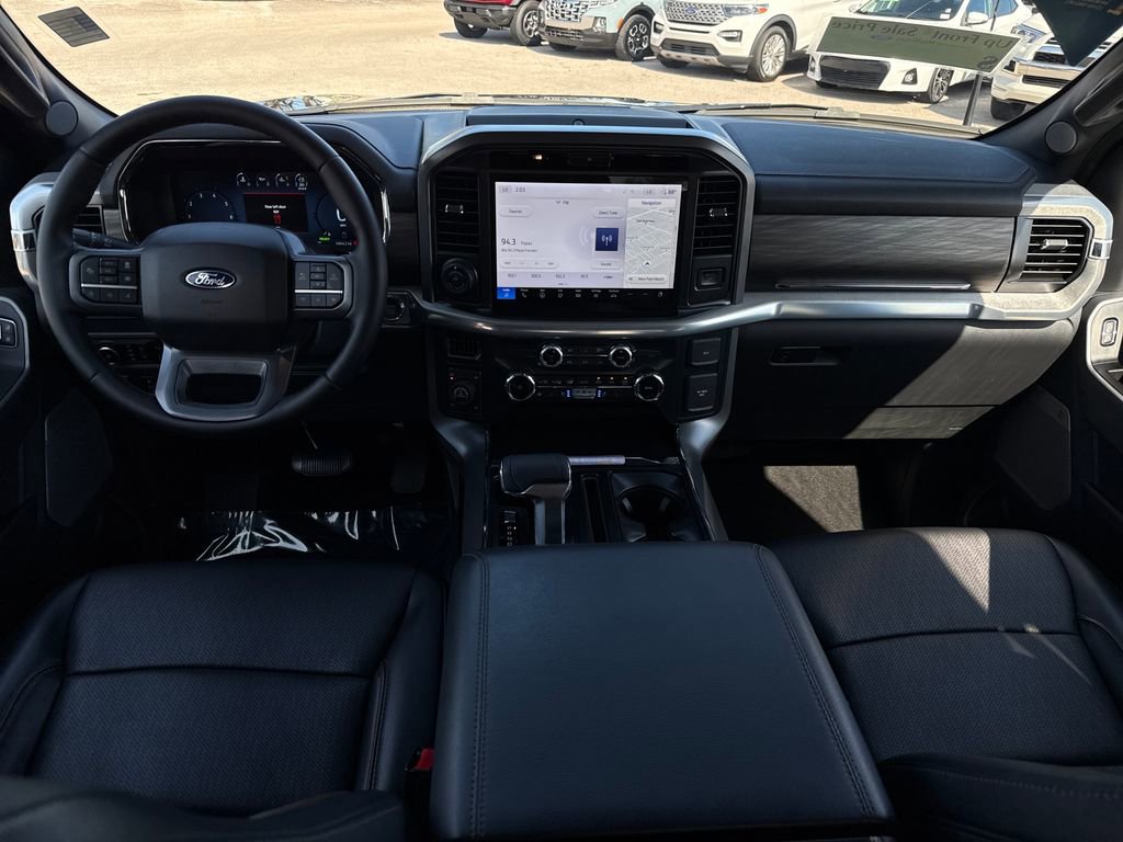 Used 2025 Ford F150 Lariat w/ Equipment Group 501A Mid image 6