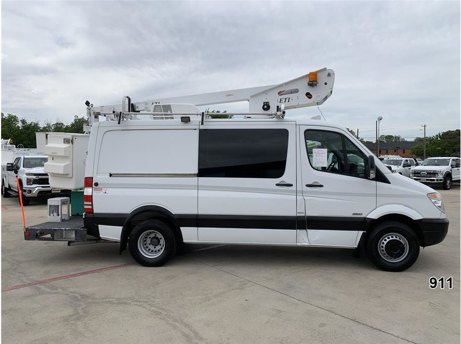 Used 2012 Mercedes-Benz Sprinter 3500 w/ High Idle Fixed Pkg image 7