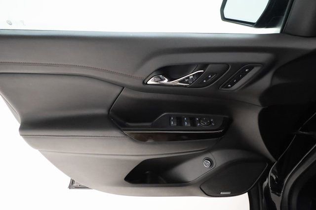 Used 2023 GMC Acadia AT4 w/ Technology Package image 7