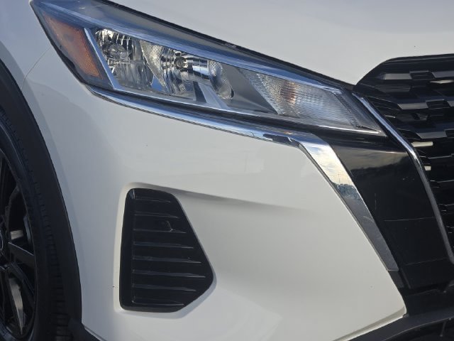 Used 2024 Nissan Kicks SV w/ Interior Electronics Package FWD image 9