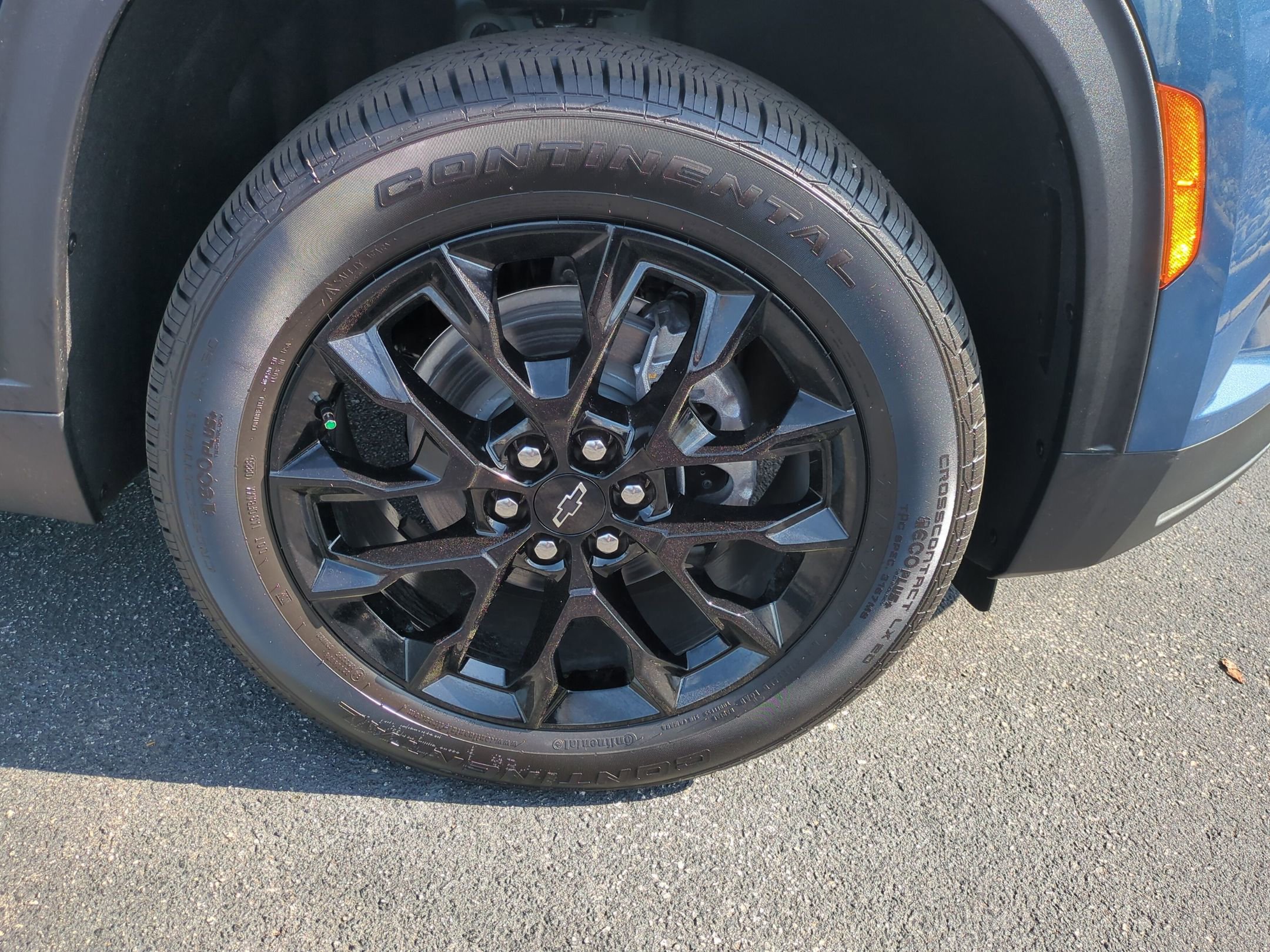 New 2026 Chevrolet Traverse LT w/ Midnight/Sport Edition FWD image 12