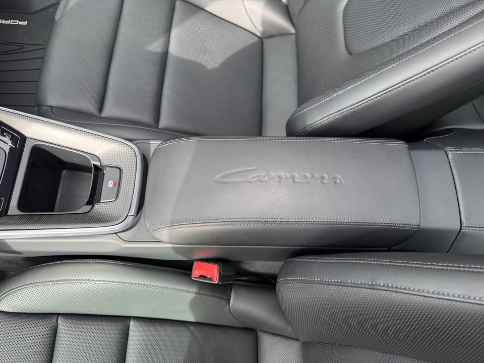 Certified 2022 Porsche 911 Carrera image 18