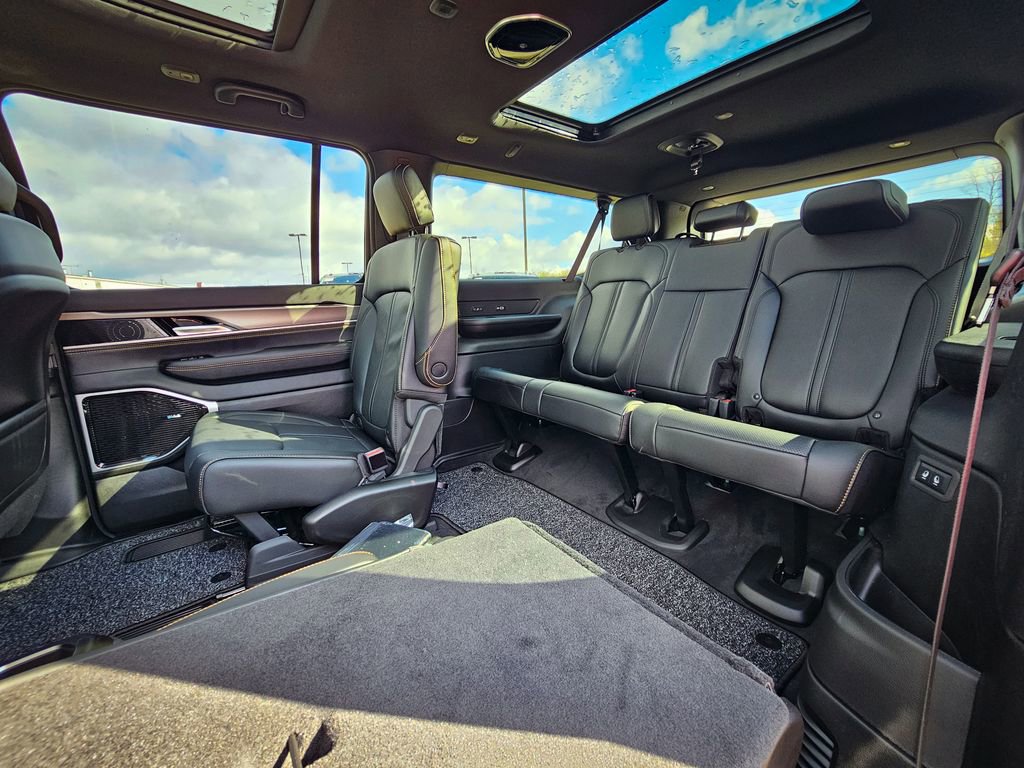 New 2026 Jeep Grand Wagoneer L 4WD image 40