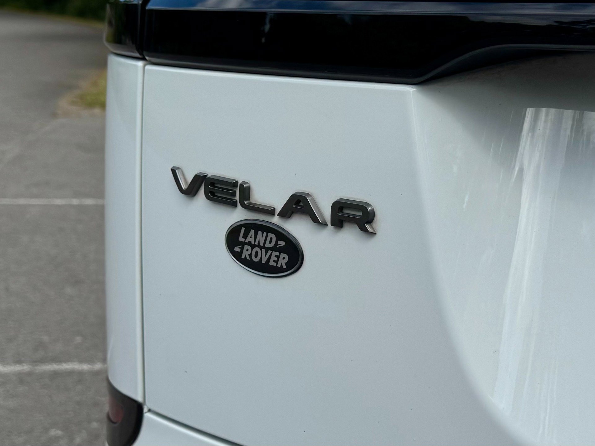 Used 2023 Land Rover Range Rover Velar R-Dynamic S image 86