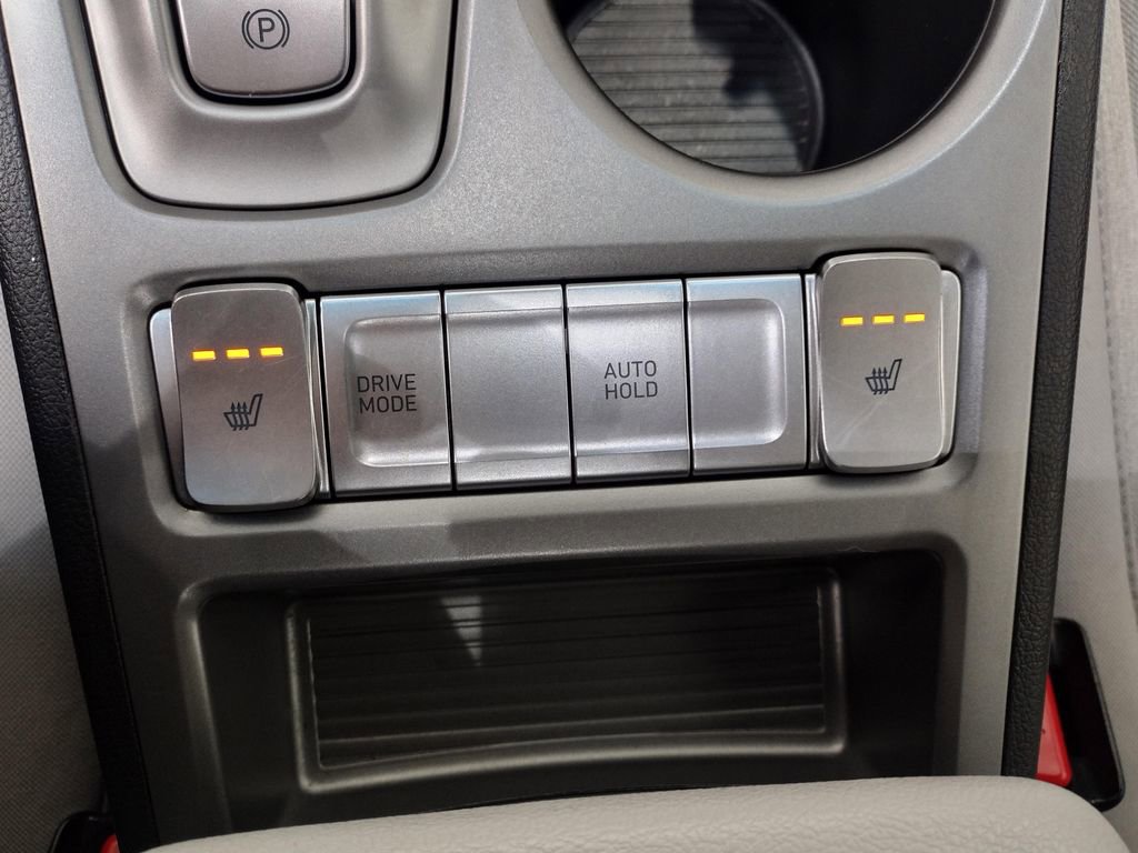 Certified 2022 Hyundai Kona SEL w/ Convenience Package image 24