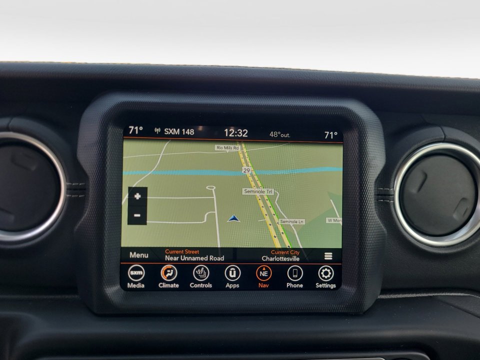 Used 2023 Jeep Wrangler Sahara w/ Cold Weather Group image 20