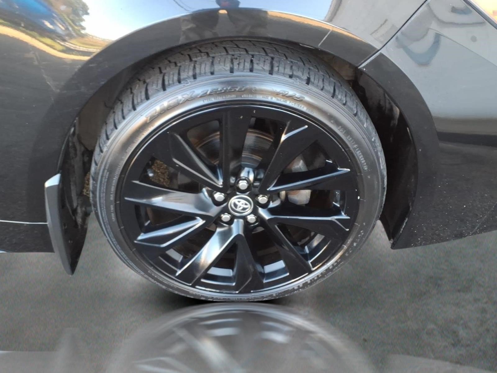 Used 2021 Toyota Corolla SE w/ Carpet Mat Package (TMS) FWD image 10