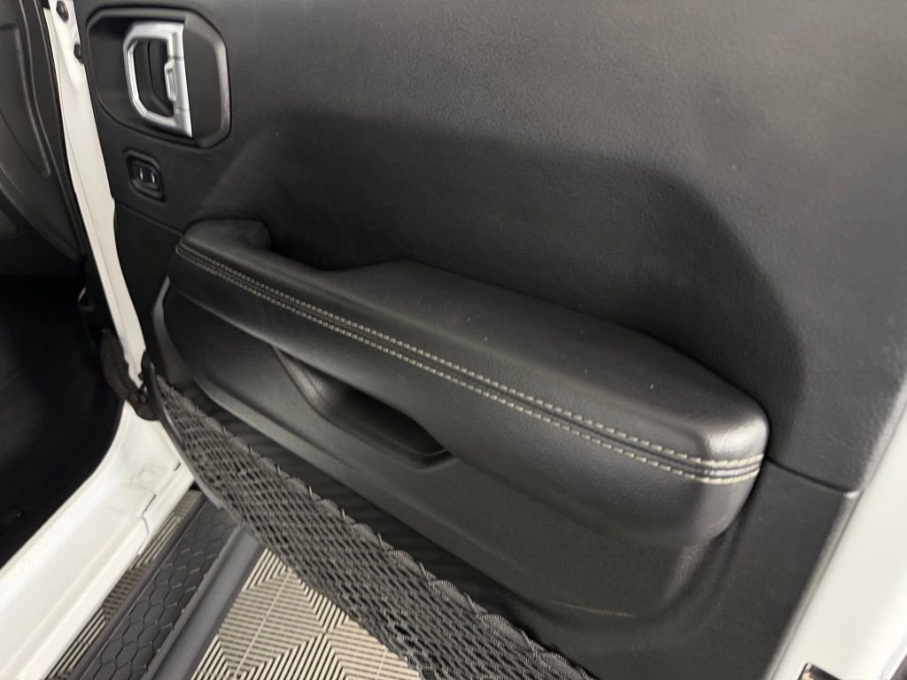 Used 2022 Jeep Wrangler Unlimited Sahara w/ LED Lighting Group image 34