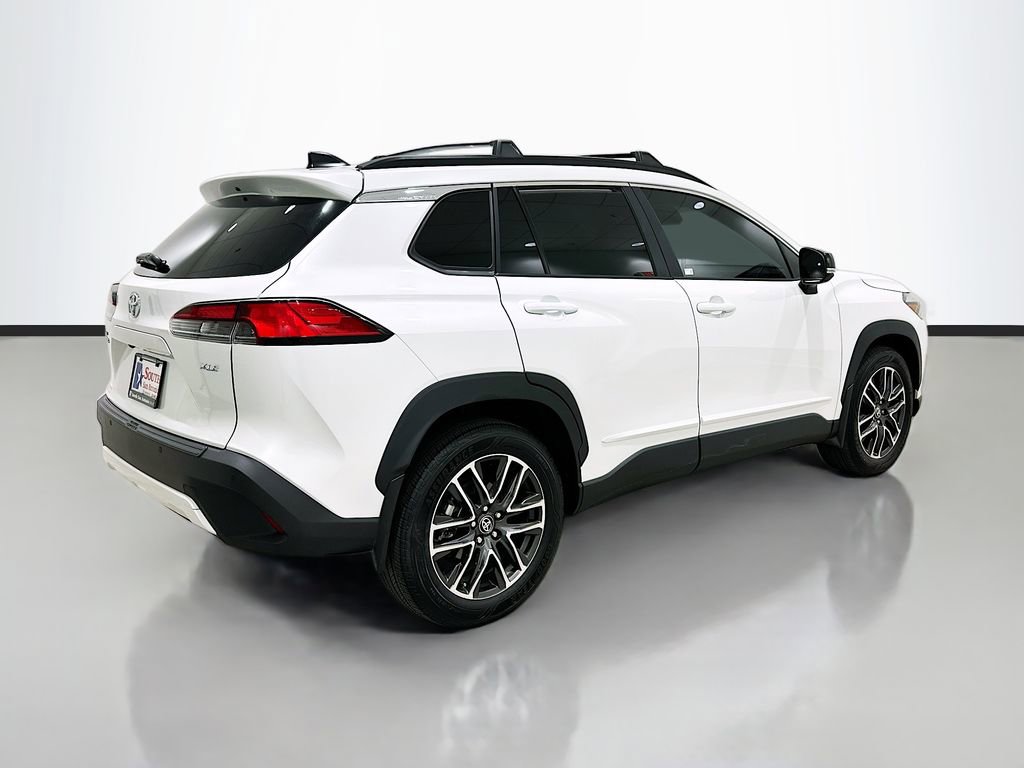 Used 2026 Toyota Corolla Cross XLE w/ Convenience Package image 7